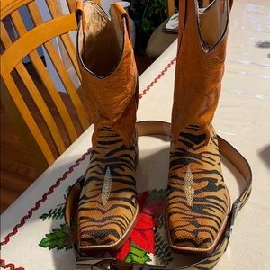 Custom made boots with matching belt tiger stripes